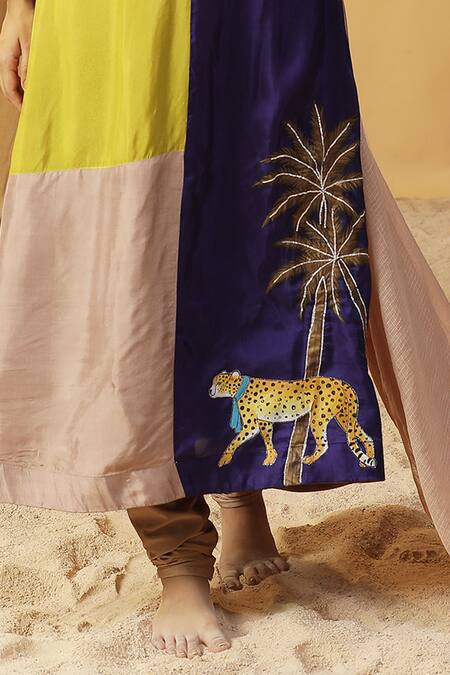 Arpita Sulakshana Peach Silk Gota Patti, Embroidery Leopard Block Kurta And Churidar Set Online at Aza Fashions Arpita Sulakshana_Peach Silk Gota Patti, Embroidery Leopard Block Kurta And Churidar Set _Online_at_Aza_Fashions