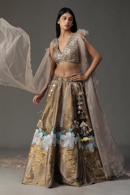 Buy_Arpita Sulakshana_Gold Silk, Crepe Sequins, Feathers Plunge Neck Scallop Bordered Cape Lehenga Set 