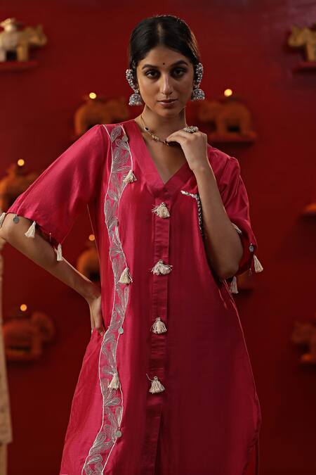 Buy_Arpita Sulakshana_Pink Cotton, Chanderi Silk, Bird Placement Embroidered Kurta And Flared Pant Set 