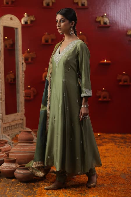 Arpita Sulakshana_Green Cotton, Chanderi Silk, Crepe Embroidery, Sequins, Dori Neckline Kurta Set _Online_at_Aza_Fashions