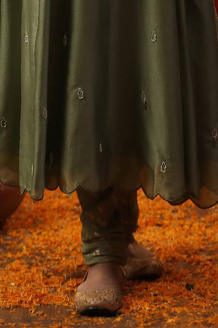 Buy Arpita Sulakshana Green Cotton, Chanderi Silk, Crepe Embroidery, Sequins, Dori Neckline Kurta Set Online at Aza Fashions Buy_Arpita Sulakshana_Green Cotton, Chanderi Silk, Crepe Embroidery, Sequins, Dori Neckline Kurta Set _Online_at_Aza_Fashions