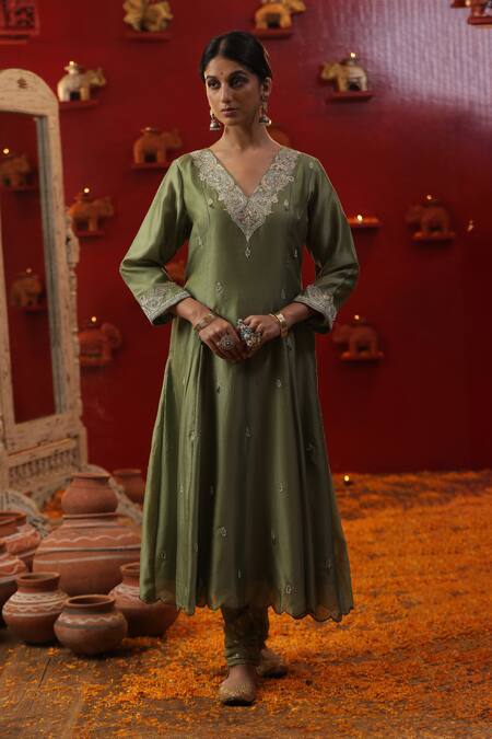 Arpita Sulakshana_Green Cotton, Chanderi Silk, Crepe Embroidery, Sequins, Dori Neckline Kurta Set _at_Aza_Fashions