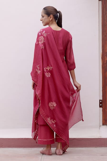 Shop Vaayu Red Cotton, Muslin Embroidery Round Neck Stitchline Kurta Set at Aza Fashions Shop_Vaayu_Red Cotton, Muslin Embroidery Round Neck Stitchline Kurta Set _at_Aza_Fashions