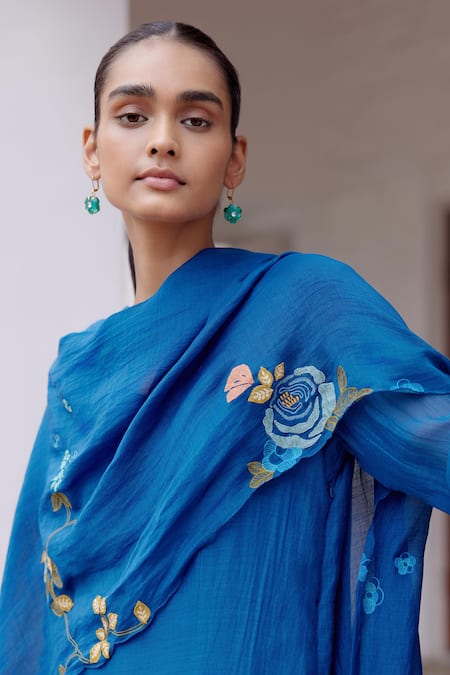 Vaayu_Blue Cotton, Muslin Embroidery V-neck Floral Applique Anarkali With Dupatta_at_Aza_Fashions