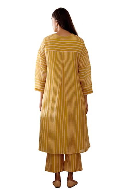 Vaayu Yellow Cotton, Muslin Round Neck Linear Print Kurta And Pant Set Online at Aza Fashions Vaayu_Yellow Cotton, Muslin Round Neck Linear Print Kurta And Pant Set_Online_at_Aza_Fashions