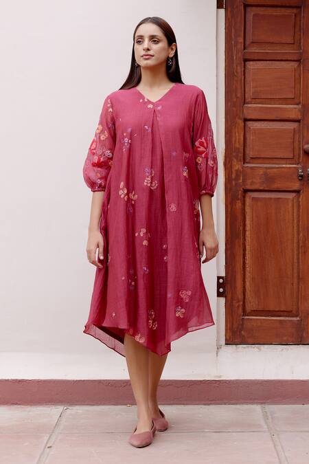 Vaayu Red Cotton, Muslin Embroidery V-neck Floral Asymmetric Dress Online at Aza Fashions Vaayu_Red Cotton, Muslin Embroidery V-neck Floral Asymmetric Dress _Online_at_Aza_Fashions