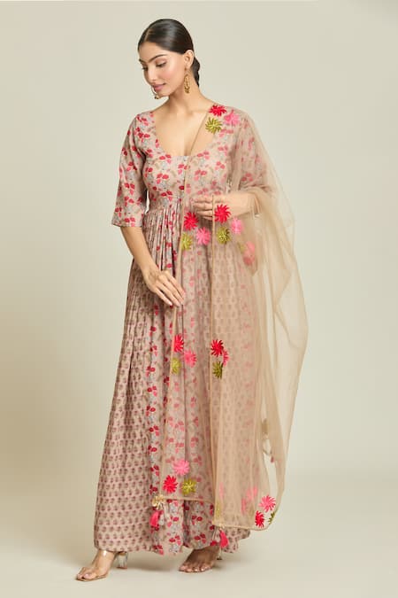 Samyukta Singhania Ivory Cotton, Net Embroidery Scoop Neck Floral Print Gathered Anarkali Pant Set at Aza Fashions Samyukta Singhania_Ivory Cotton, Net Embroidery Scoop Neck Floral Print Gathered Anarkali Pant Set _at_Aza_Fashions