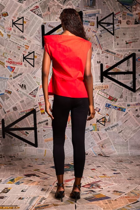 Echke Asymmetric Plain Top 