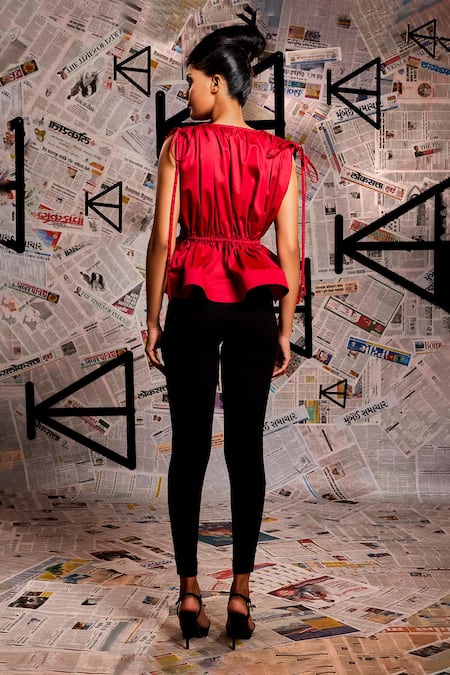 Echke Ruched Tie Up Top 