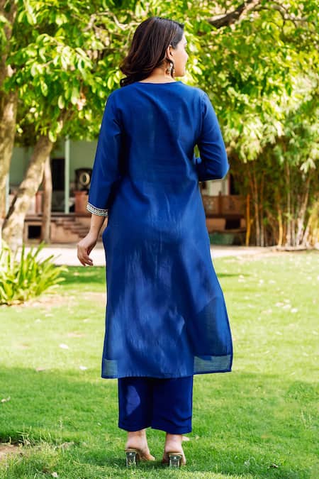 Shop Missprint Blue Silk, Cotton, Chanderi Embroidery V-neck Elegance Kurta Pant Set at Aza Fashions Shop_Missprint_Blue Silk, Cotton, Chanderi Embroidery V-neck Elegance Kurta Pant Set _at_Aza_Fashions