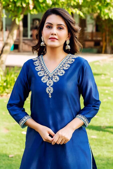 Shop Missprint Blue Silk, Cotton, Chanderi Embroidery V-neck Elegance Kurta Pant Set Online at Aza Fashions Shop_Missprint_Blue Silk, Cotton, Chanderi Embroidery V-neck Elegance Kurta Pant Set _Online_at_Aza_Fashions