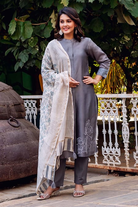 Missprint Grey Kurta And Dupatta Silk Chanderi Hand Block Mist Thread Embroidered Set 