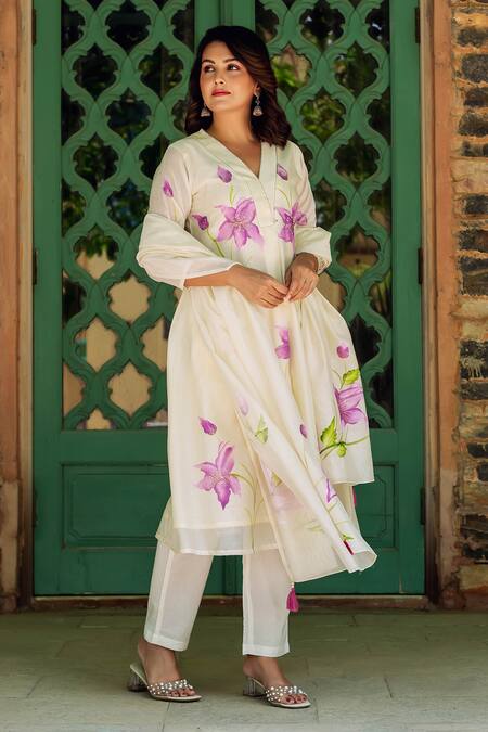 Shop Missprint White Silk, Chanderi, Cotton Embroidery V-neck Blossom Hand Paint Kurta Pant Set Online at Aza Fashions Shop_Missprint_White Silk, Chanderi, Cotton Embroidery V-neck Blossom Hand Paint Kurta Pant Set _Online_at_Aza_Fashions