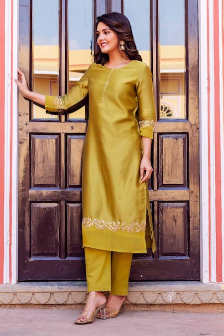 Missprint Gold Silk, Chanderi, Cotton, Organza Gota Swarnali Embroidered Placket Kurta Set Online at Aza Fashions Missprint_Gold Silk, Chanderi, Cotton, Organza Gota Swarnali Embroidered Placket Kurta Set _Online_at_Aza_Fashions