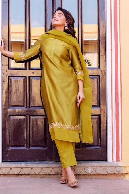 Missprint Gold Silk, Chanderi, Cotton, Organza Gota Swarnali Embroidered Placket Kurta Set at Aza Fashions Missprint_Gold Silk, Chanderi, Cotton, Organza Gota Swarnali Embroidered Placket Kurta Set _at_Aza_Fashions