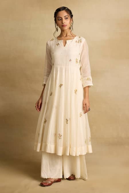 Rhua_Ivory Cotton, Chanderi Embroidery, Asin Bloom Aari And Zardozi Anarkali Set _Online_at_Aza_Fashions