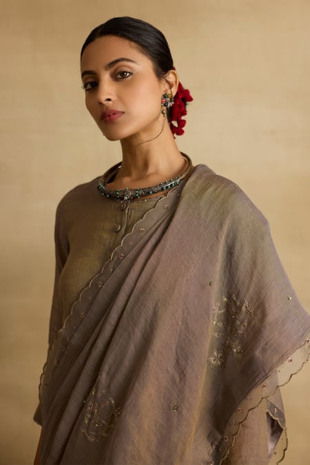 Shop_Rhua_Beige Cotton, Silk, Tissue, Chanderi Falak Bloom Aari And Zardozi Saree Set _Online_at_Aza_Fashions