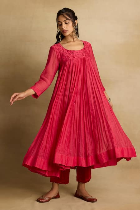 Rhua Pink Cotton, Silk, Chanderi, Kota Doria Embroidery Naisha Floral Anarkali Set Online at Aza Fashions Rhua_Pink Cotton, Silk, Chanderi, Kota Doria Embroidery Naisha Floral Anarkali Set _Online_at_Aza_Fashions