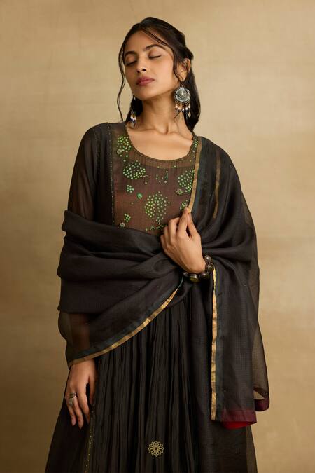 Rhua Black Organza, Cotton, Chanderi, Silk, Kota Doria Parnika Floral Yoke Kurta Set at Aza Fashions Rhua_Black Organza, Cotton, Chanderi, Silk, Kota Doria Parnika Floral Yoke Kurta Set _at_Aza_Fashions