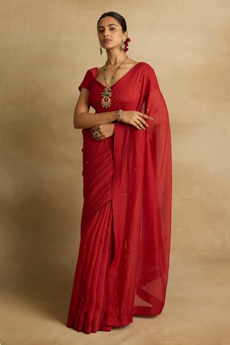 Rhua Red Mul Chanderi Silk Embroidery Aari Sitara And Zardozi Glint Saree Set 