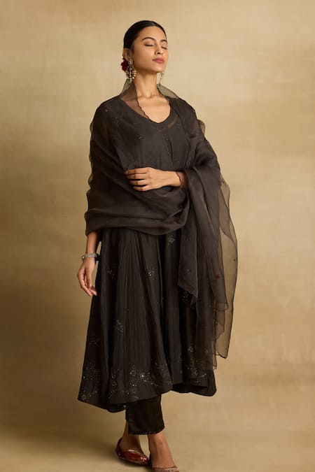 Buy Rhua Black Organza, Cotton, Chanderi Tara Galactic Bloom Aari And Zardozi Anarkali Set Online at Aza Fashions Buy_Rhua_Black Organza, Cotton, Chanderi Tara Galactic Bloom Aari And Zardozi Anarkali Set _Online_at_Aza_Fashions