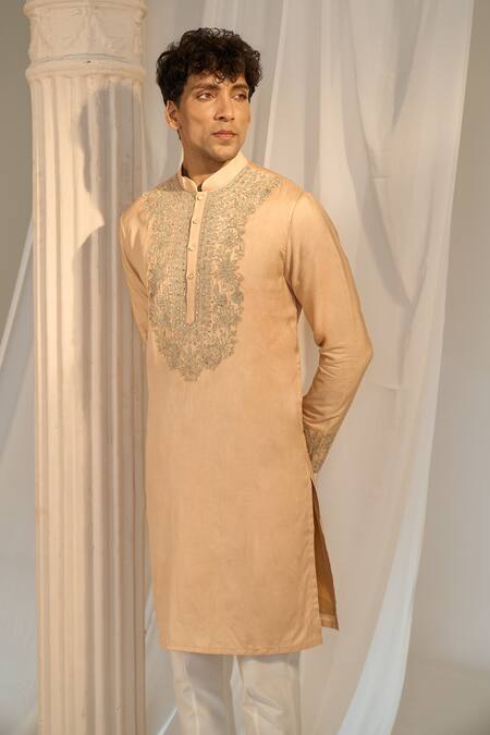 Soniya G_Beige Handloom Cotton Embroidery Floral Kurta Pant Set _Online_at_Aza_Fashions