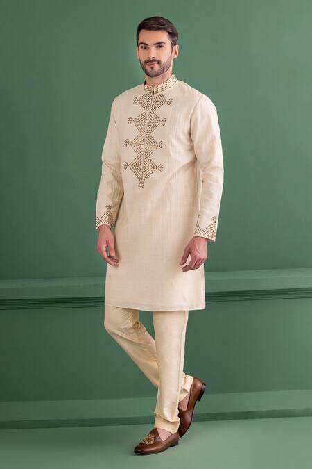 Shop_Amit Arora_Cream Silk, Chanderi, Cotton Metallic Thread Applique Embroidered Kurta Set _Online_at_Aza_Fashions