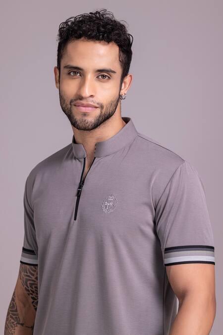 Amit Arora_Grey Cotton Knit Plain Solid Half Sleeve T Shirt _at_Aza_Fashions