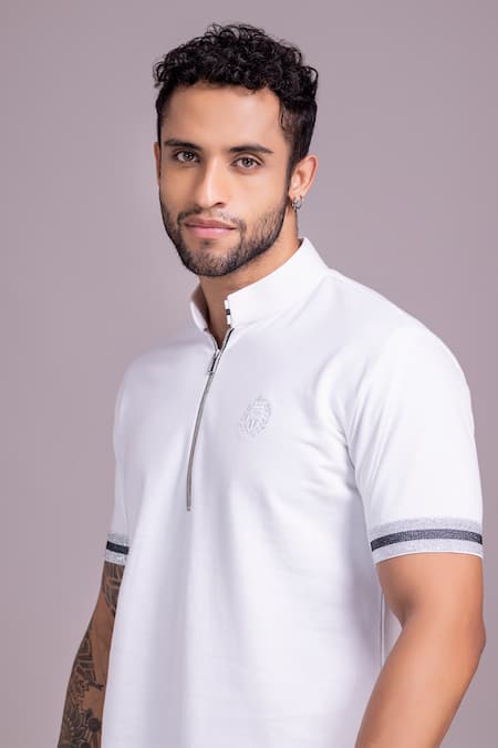 Buy_Amit Arora_White Cotton Knit Plain Half Sleeve Zipper T Shirt _Online_at_Aza_Fashions