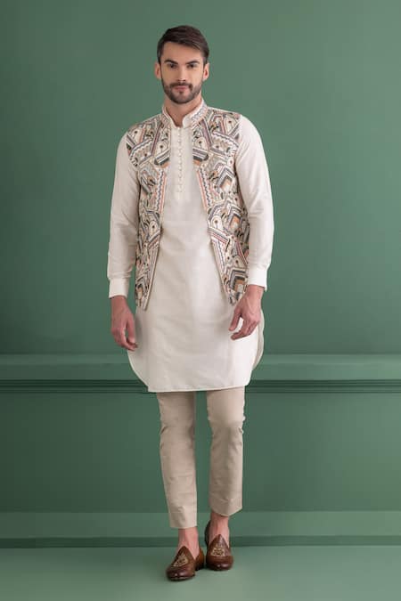 AMIT ARORA Silk Abstract Embroidered Bundi Kurta Set 