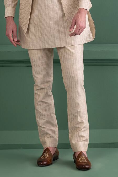 Amit Arora Pink Silk, Jacquard Embroidery Floral Bundi Kurta Set Online at Aza Fashions Amit Arora_Pink Silk, Jacquard Embroidery Floral Bundi Kurta Set _Online_at_Aza_Fashions