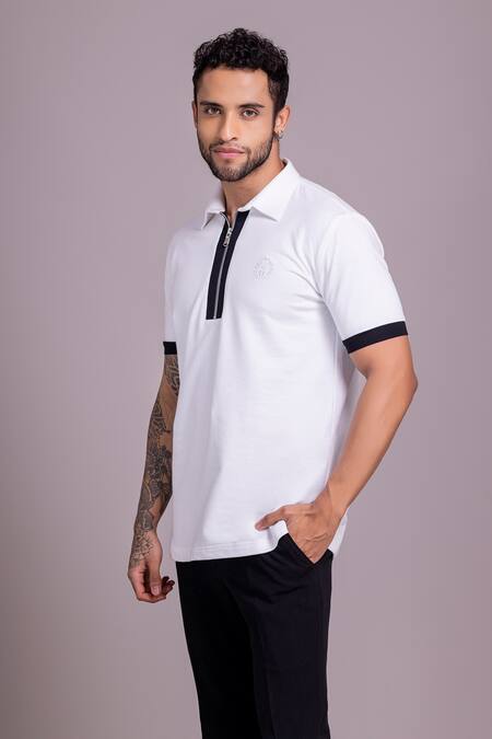 Amit Arora_White Cotton Embroidery Placed Threadwork T-shirt _Online_at_Aza_Fashions
