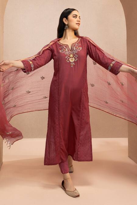 Shop Dohr India Red Cotton, Kota Doria Lace, Sequins, Embroidery Split Straight Kurta Pant Set Online at Aza Fashions Shop_Dohr India_Red Cotton, Kota Doria Lace, Sequins, Embroidery Split Straight Kurta Pant Set _Online_at_Aza_Fashions