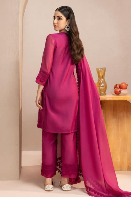 Dohr India Lace Embroidered Short Kurta Set 