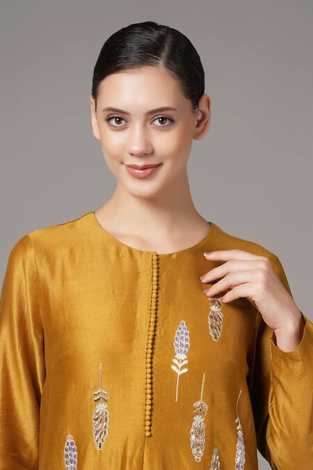 Joy Mitra_Yellow Chanderi Embroidered Thread Round Kurta And Pant Set _at_Aza_Fashions