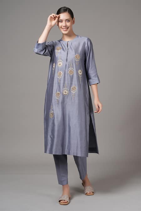 Joy Mitra Grey Chanderi Embroidered Thread Round Placement Kurta And Pant Set 