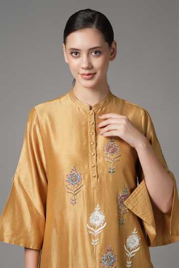 Buy_Joy Mitra_Yellow Chanderi Embroidered Thread Mandarin Floral Placement Kurta And Pant Set 