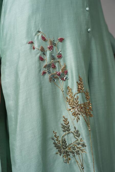 Joy Mitra_Green Chanderi Embroidered Sequin Collared Placement Floral Kurta And Pant Set _at_Aza_Fashions