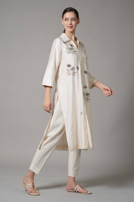 Buy_Joy Mitra_Ivory Chanderi Embroidery Collared Kurta And Pant Set _Online_at_Aza_Fashions