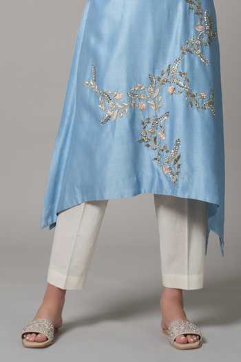 Joy Mitra_Blue Chanderi Embroidery Round Neck Floral Kurta And Pant Set _Online_at_Aza_Fashions