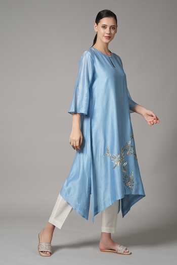 Buy_Joy Mitra_Blue Chanderi Embroidery Round Neck Floral Kurta And Pant Set _Online_at_Aza_Fashions