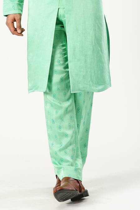 Paresh Lamba Signatures_Green Linen Satin Embroidered Thread Kurta And Trouser Set _at_Aza_Fashions