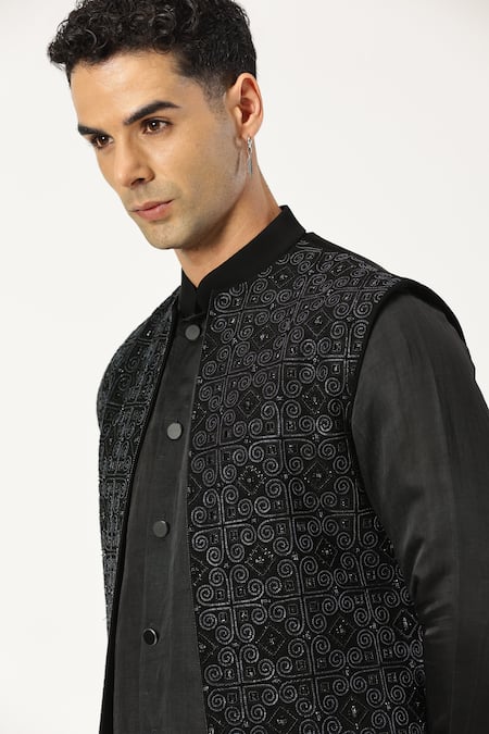 Buy_Paresh Lamba Signatures_Black Linen, Silk Embroidery Plain Kurta And Trouser Set 