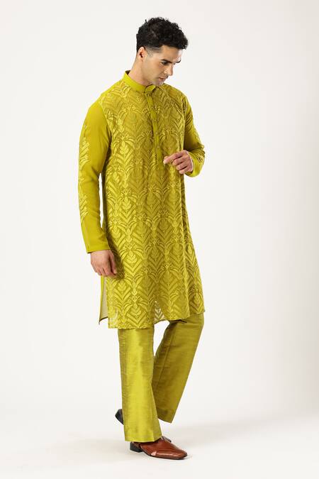 Paresh Lamba Signatures_Green Linen Embroidery Applique Work Kurta And Pyjama Set_at_Aza_Fashions