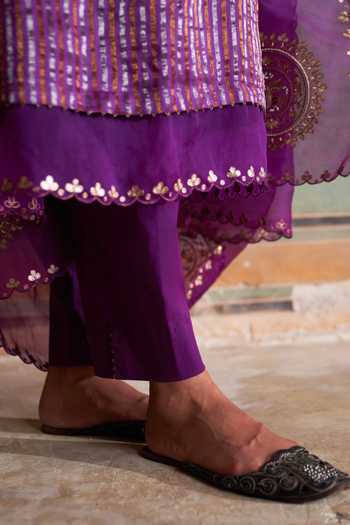 Buy_Pink City by Sarika_Purple Organza, Tissue, Poplin Embroidery V-neck Mandala Kurta And Pant Set _Online_at_Aza_Fashions