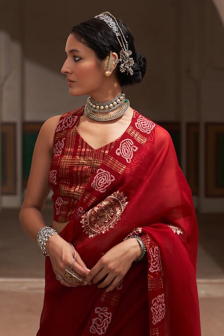 Pink City By Sarika_Red Organza, Cotton Embroidery Mandala Saree With Unstitched Blouse Piece _Online_at_Aza_Fashions