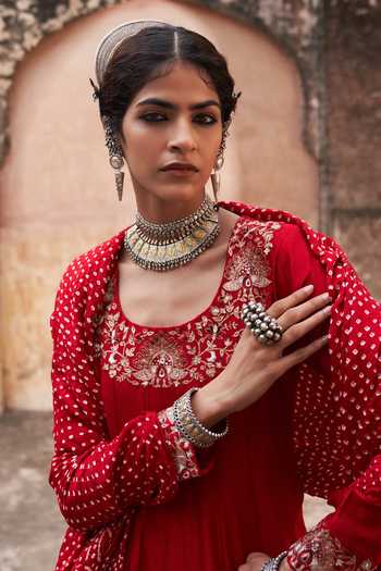 Pink City by Sarika Red Silk, Chanderi, Gingham Pearls, Chains Mor Kalidaar Embroidered Anarkali Set at Aza Fashions Pink City by Sarika_Red Silk, Chanderi, Gingham Pearls, Chains Mor Kalidaar Embroidered Anarkali Set _at_Aza_Fashions