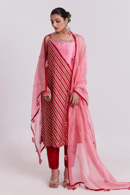 Pink City by Sarika Gold Thread Embroidered Kurta Set 