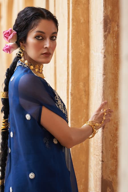 Pink City By Sarika_Blue Silk Embroidery Square Neck Neelkamal Cape Set _Online_at_Aza_Fashions