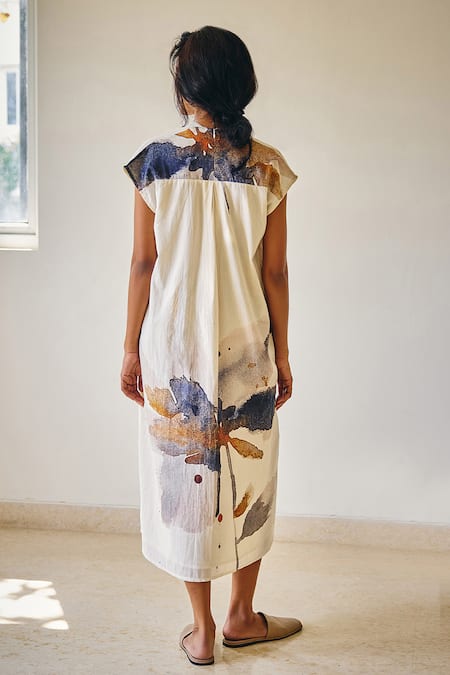 Shop_Kharakapas_Off White Cotton V-neck Lost In Whimsy Petal Bloom Dress _at_Aza_Fashions